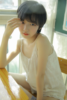 女人全身光子