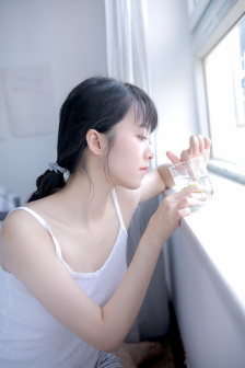 日本三级学生在线